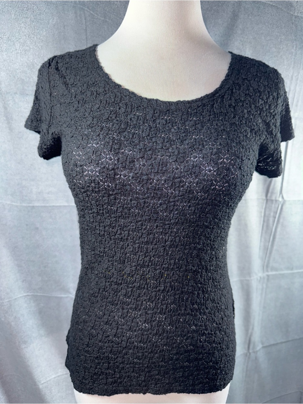 2606-Worthington Black Textured Short Sleeve Tee